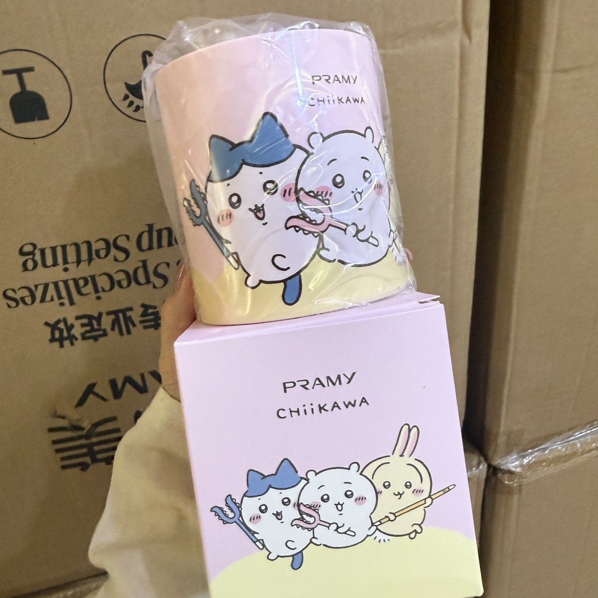 Chiikawa Co branded Makeup Bru - đánh giá và giá Case With Pencil Holder